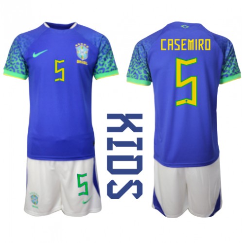 Fotbalové Dres Brazílie Casemiro #5 Dětské Venkovní MS 2022 Krátký Rukáv (+ trenýrky)